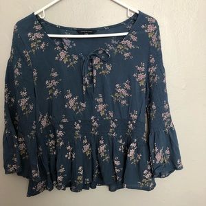 American Eagle Floral Blouse